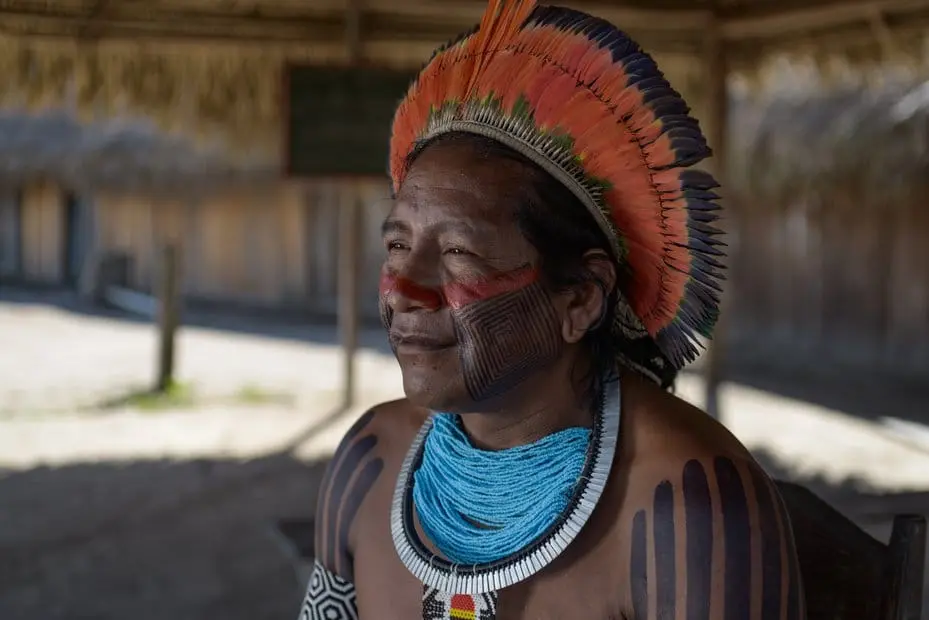 cacique-bepdjo-kayapo-defensores-ambientales-brazil | Ambienta - Staging Cacique Bepdjo, líder indígena Kayapó y uno de los defensores ambientales en el territorio Baú