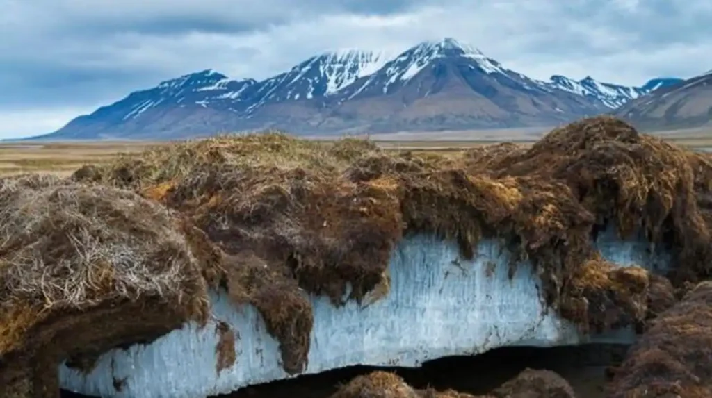 Deshielo del permafrost en el Ártico, uno de los puntos de inflexión climáticos más críticos para el planeta.