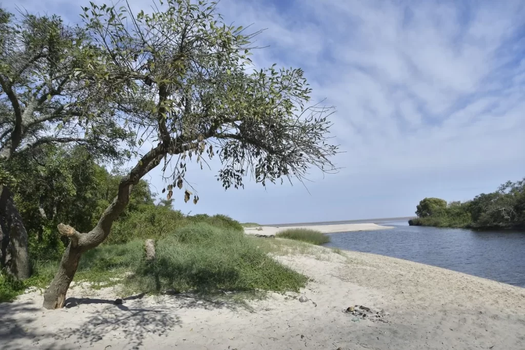 playa arazatí en uruguay