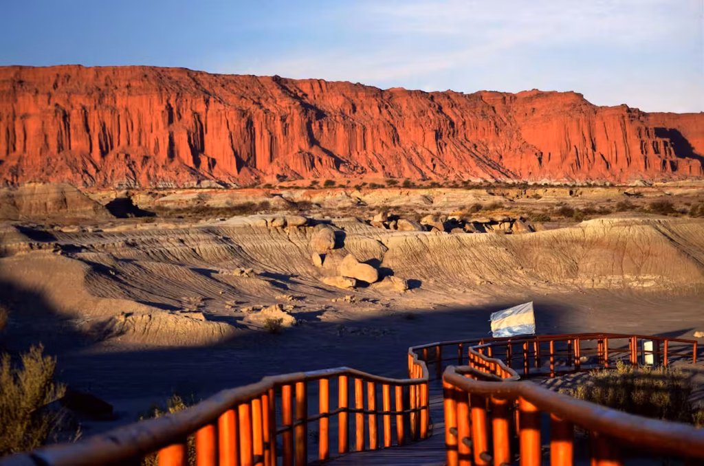 La geodiversidad iberoamericana en el paisaje sedimentario de Ischigualasto, Argentina