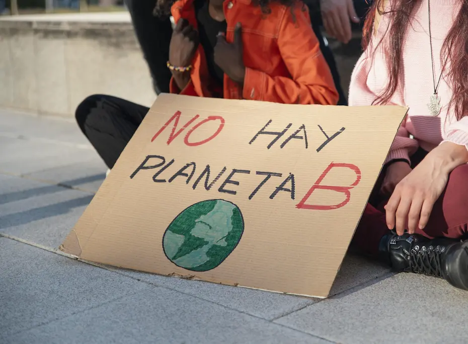 activismo-ambiental | Ambienta Cartel de LCOY Uruguay 2025: No hay planeta B