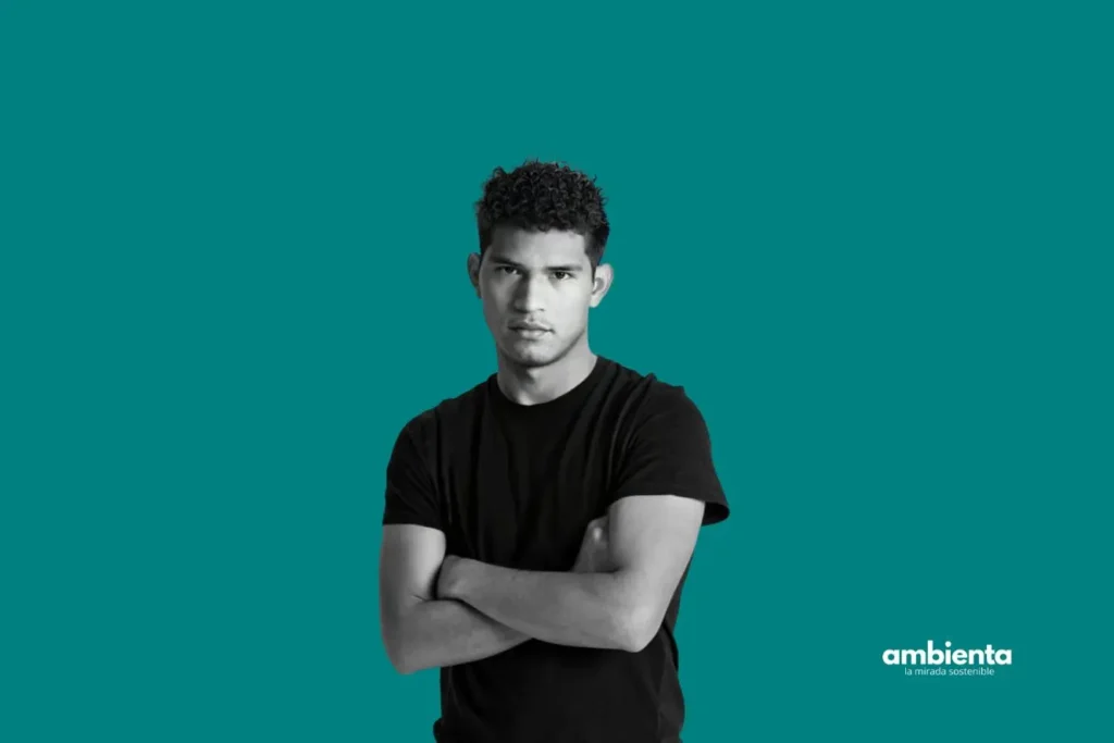 Retrato de Bruno Rodríguez, activista de Jóvenes por el Clima, para una entrevista sobre ambientalismo en América Latina.