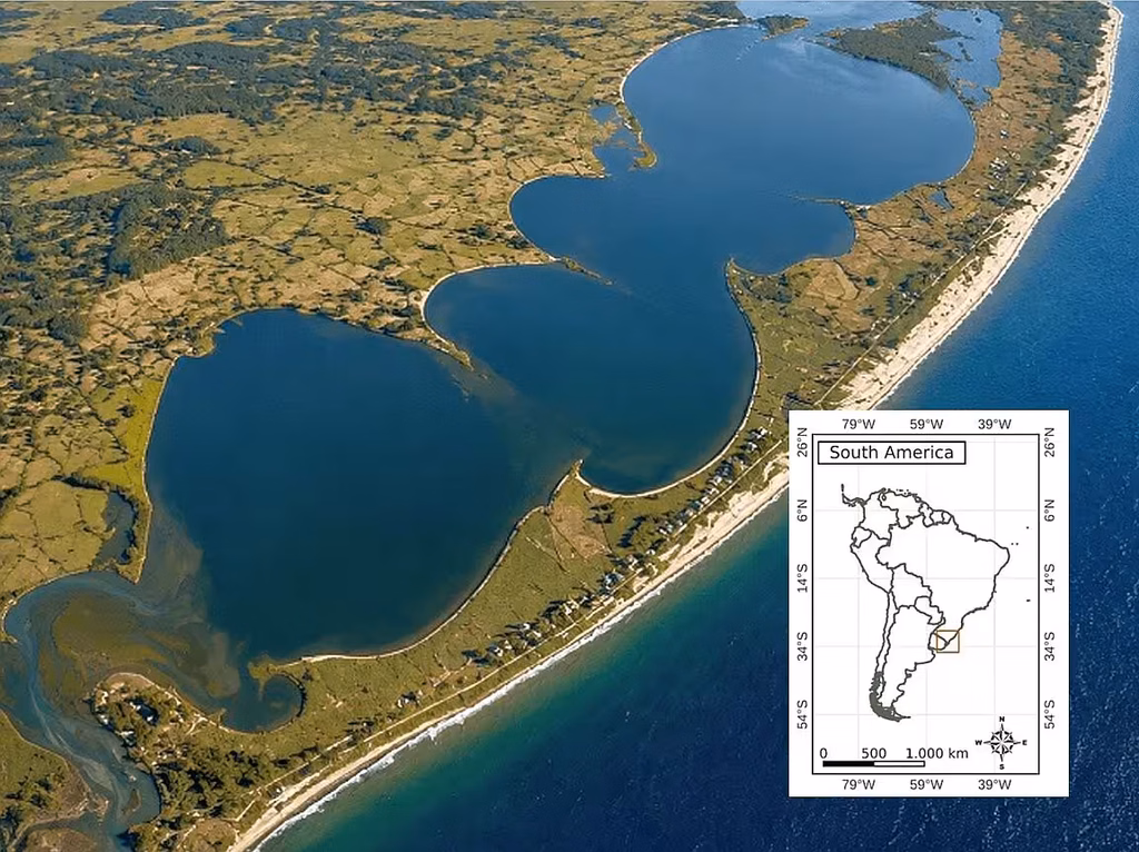 Mapa del sistema de lagos y lagunas costeras del sur de Brasil y el este de Uruguay, incluyendo los ambientes someros que integran este corredor ecológico regional.