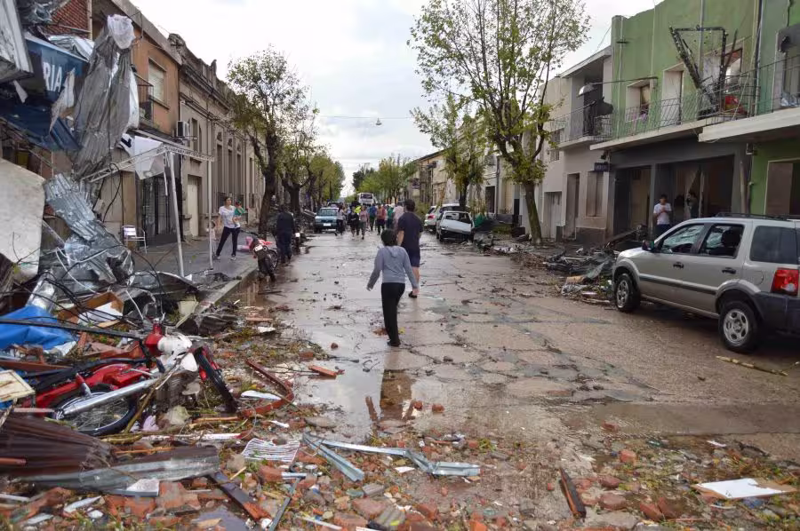 Tornado en Dolores 2016 evidencia los impactos del cambio climático en Uruguay.